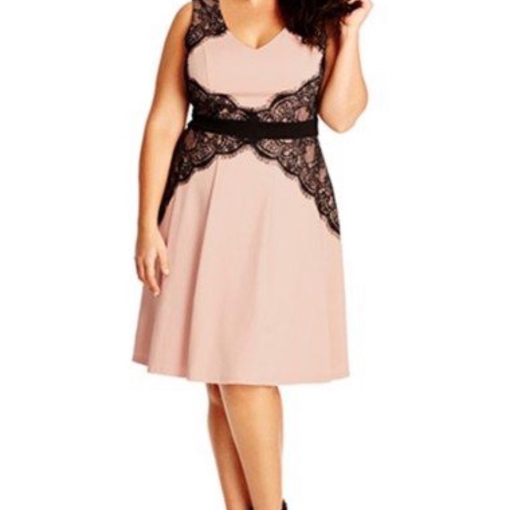 😍City Chic dress Size 18 (M)